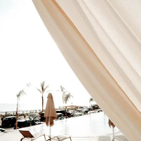 Ionian 4*