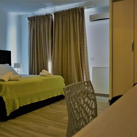 Ionian 4*
