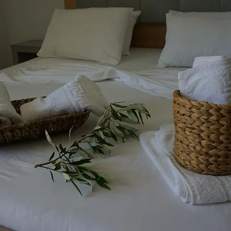 Ionian 4*