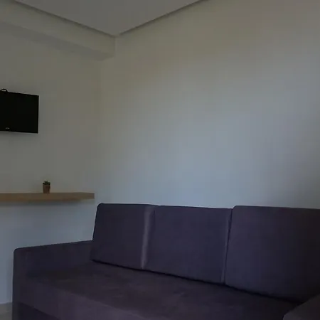 Ionian 4* דרמי