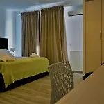 Ionian 4*